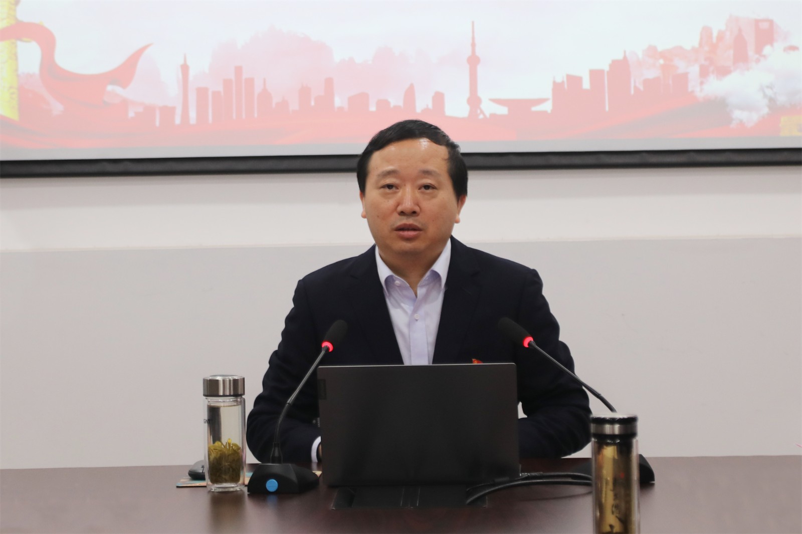 夏書記.jpg 夏書記.jpg